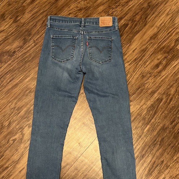 Levi’s Jeans - Picture 5 of 9